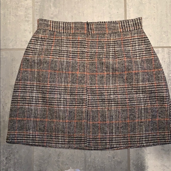🍁 Adorable Fall Tweed Skirt from SHEIN - Picture 2 of 2